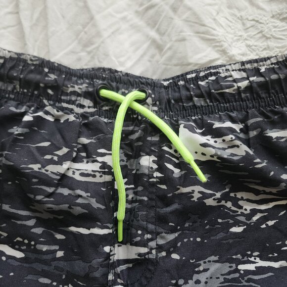 WONDER NATION Gray Camouflage Print Trunk Style Bathing Suit Boys Size L (10-12) - Picture 2 of 4